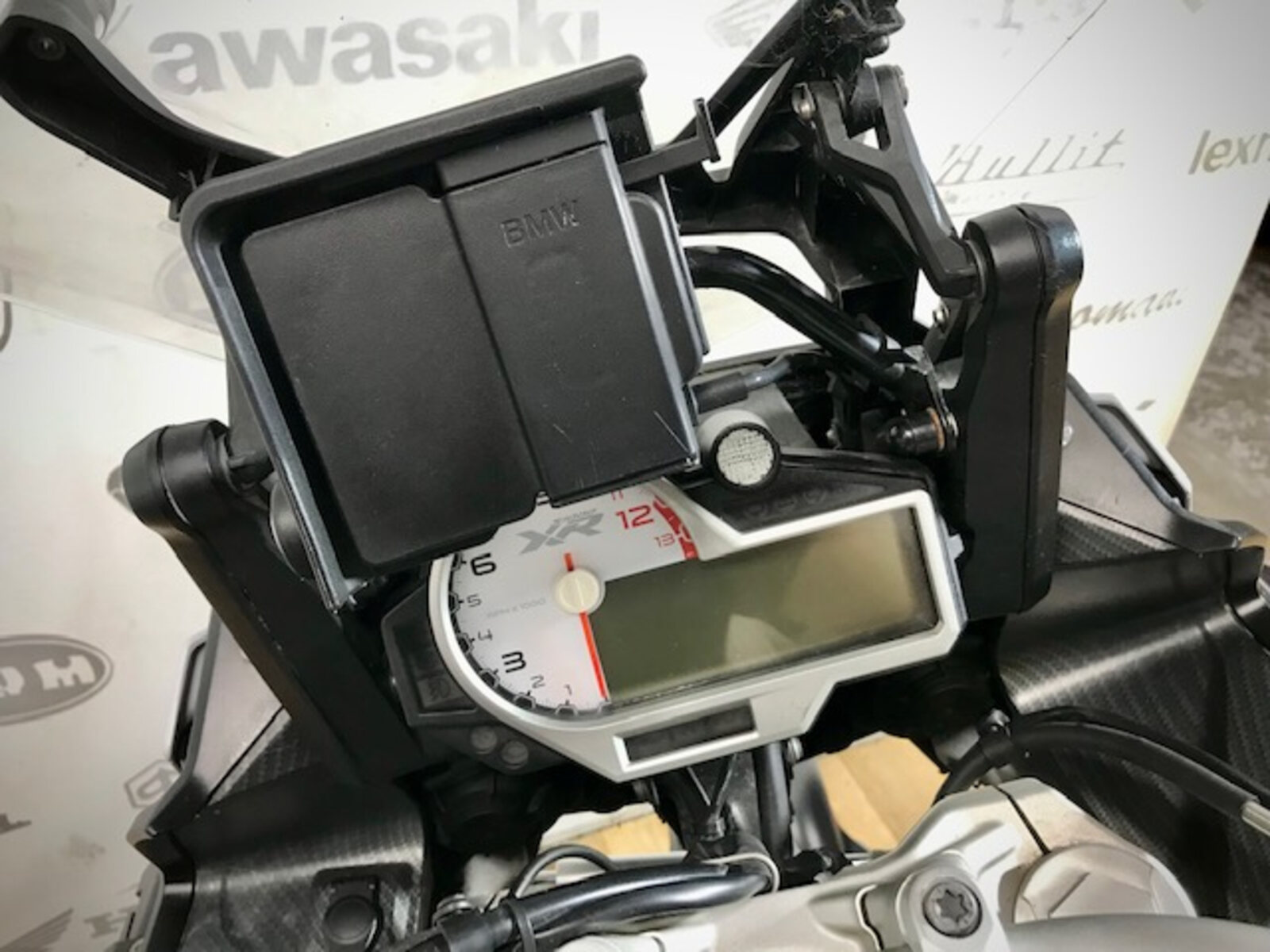 15 XR1000 dash
